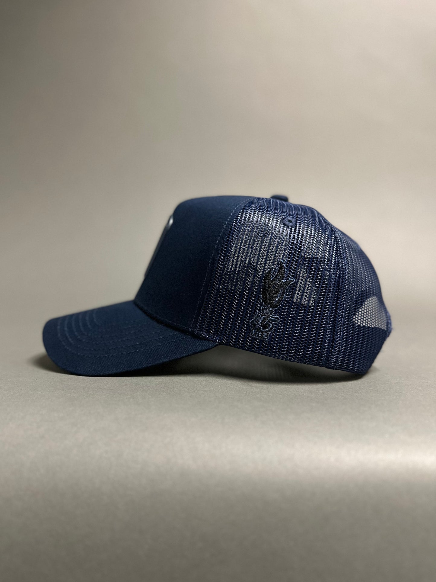 M Arch Hat - Navy