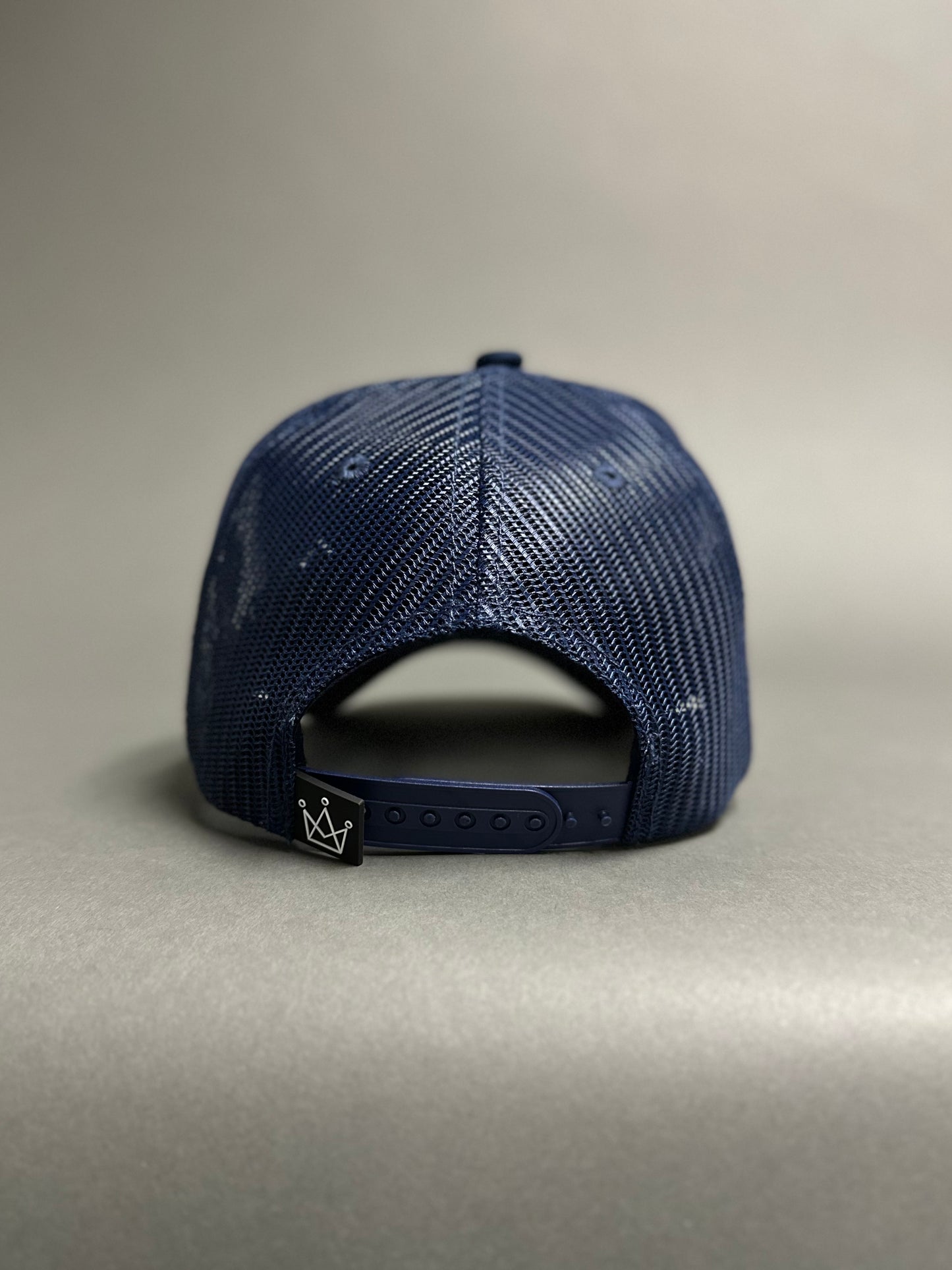 M Arch Hat - Navy